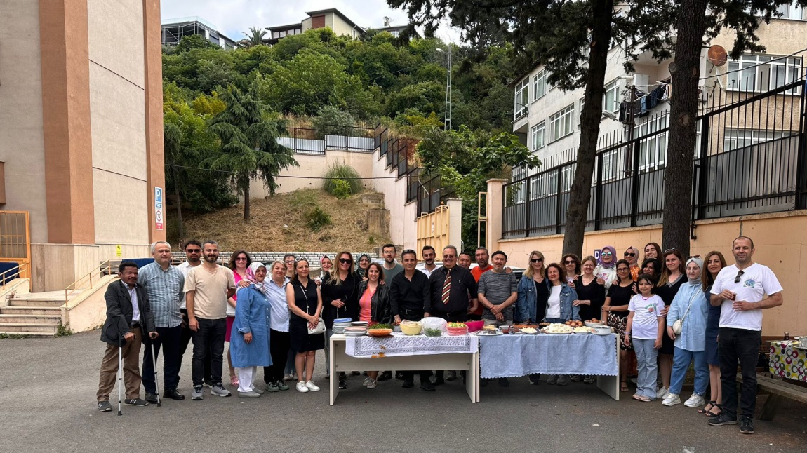 Stanbul Beykoz Ehit Murat Akdemir Mesleki Ve Teknik Anadolu Lisesi